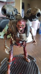 Doom 2016 Collector’s Edition Revenant 12″ Statue With Demon Cards Working Light