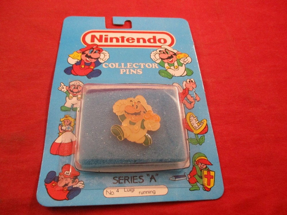 Nintendo Collector Pins Series “A” Super Mario Bros. Luigi No. 4 NES Era NEW!