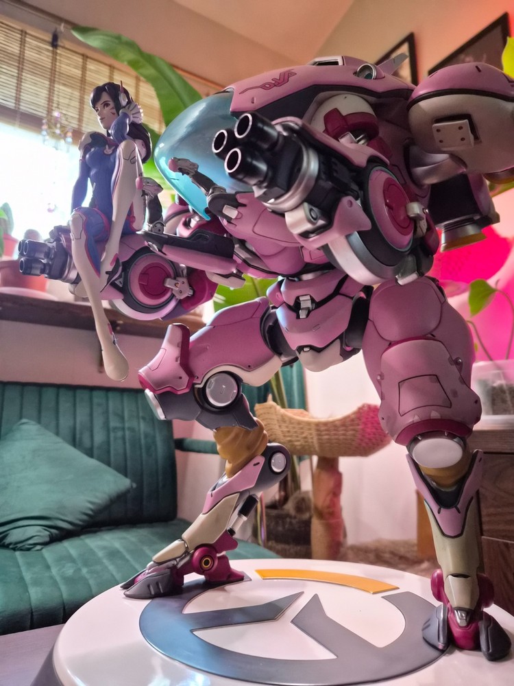 Overwatch D.Va Statue Figure with Box