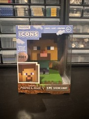 Mojang Minecraft ICONS Series 1 STEVE Light Up Collectible 3D Figure #001