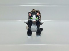 Konatsu Negora Kaiju Cat Mascot Keychain Figure Epoch Japan W05 1.6in