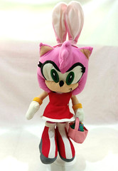 Amy Rose Bunny Sonic Hedgehog Happy Easter Mascot 13″ Plush Toy Network 2005