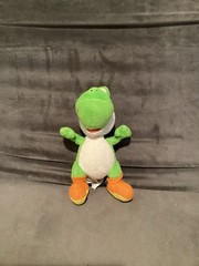 Super Mario Bros Yoshi Plushie 7 Inches