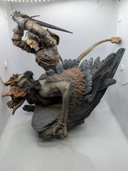 The Witcher 3 III Wild Hunt Collectors Edition – Geralt vs Griffin Statue Figure