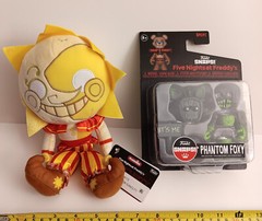 FIVE NIGHTS AT FREDDY’S FNAF SUN PLUSH + PHANTOM FOXY SNAPS FUNKO FIGURE