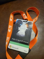 Halo 5 Launch Event Microsoft store Badge preorder Xbox One
