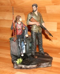 The Last of Us Post Pandemic Edition Joel & Ellie Statue PS3 Rare