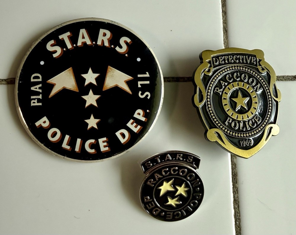 RESIDENT EVIL-S.T.A.R.S. Glossy Vintage BUTTON & Badge LAPEL PIN-Raccoon Police