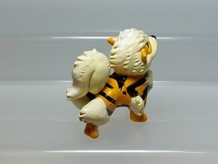 Arcanine (Old Color ver) Pokemon Monster Collection Figure Tomy Japan E07 1.8in