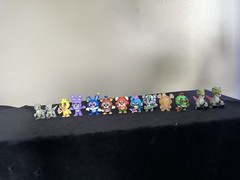 Funko Mystery Minis Five Nights at Freddy’s Action Figures Lot Chica Bonnie