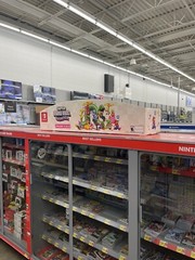 Super Mario Bros. Wonder 4FT Horizontal Display + BONUS -Walmart- 2023