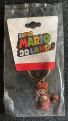 NEW Super Mario 3D Land Tanooki Mario Keychain Gamestop Exclusive Preorder Bonus