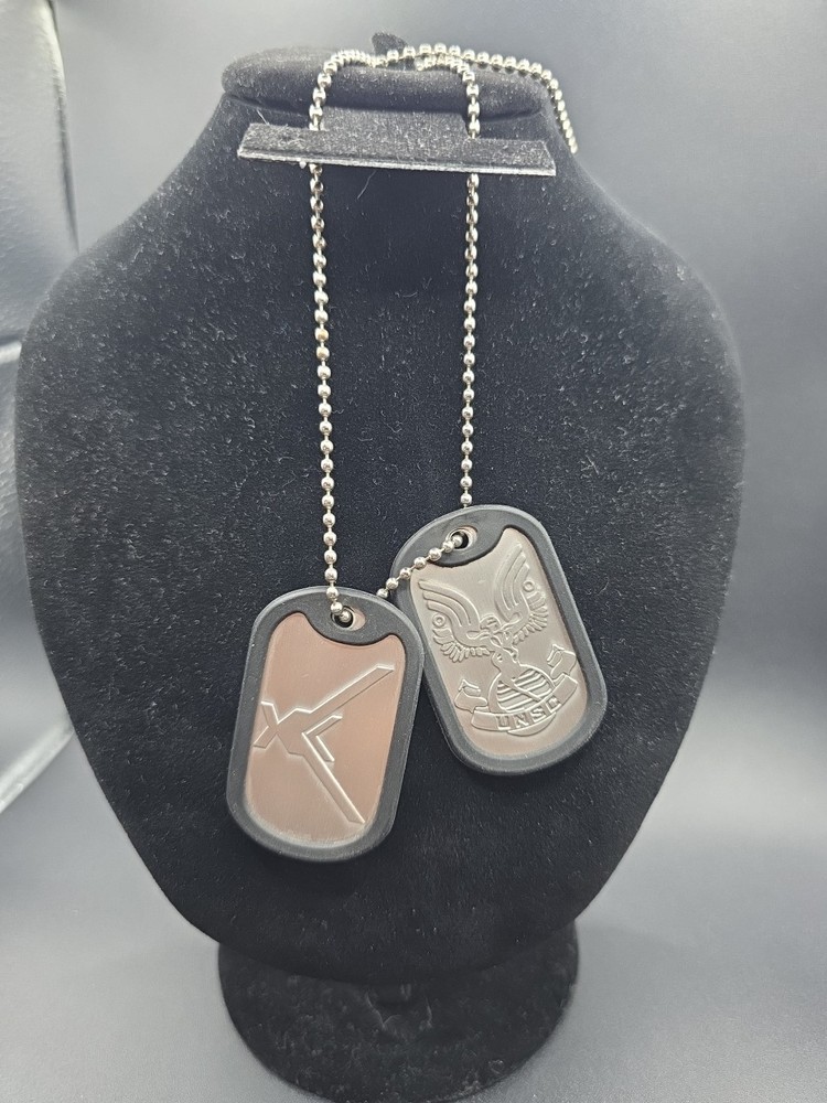 HALO 3 Reach Game Dog Tag Master Chief 2010 Microsoft Bungie UNSC XBOX RARE OB