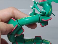 Rayquaza Pokemon Pose Figure Tomy 2004 Poseable Toy Japan W06 4″H 7.5″L