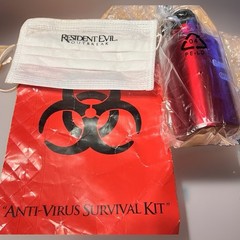 PS2 Resident Evil Outbreak GameStop Promo Anti-Virus Survival Bottle & Kit