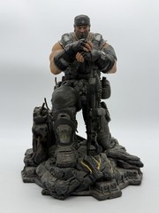 Microsoft Gears of War Marcus Fenix Detailed Sculpt Kneeling Statue Collectible