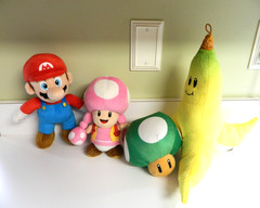 Mario Kart Nintendo Plush Lot of 4 Mario Toadette Green Mushroom 1-Up Banana