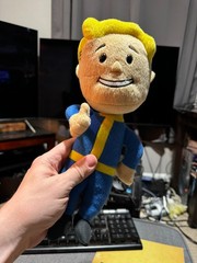 Gaming Heads Fallout 3 Vault Boy Vault 101 Thumbs Up Plush Stuffed 12″ – 2015