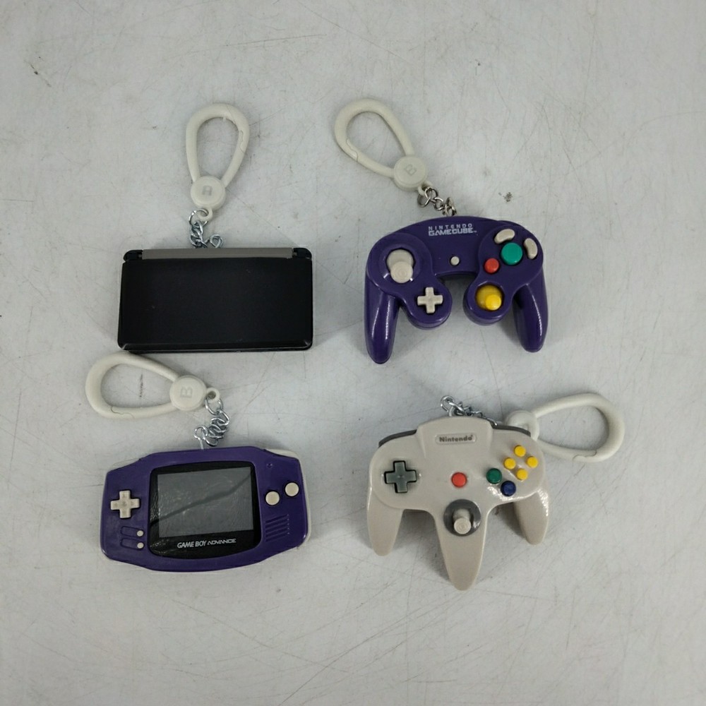 Lot of 4 Retro Gaming Keychains Gameboy Adv, 3DS, N64, Nintendo Gamecube