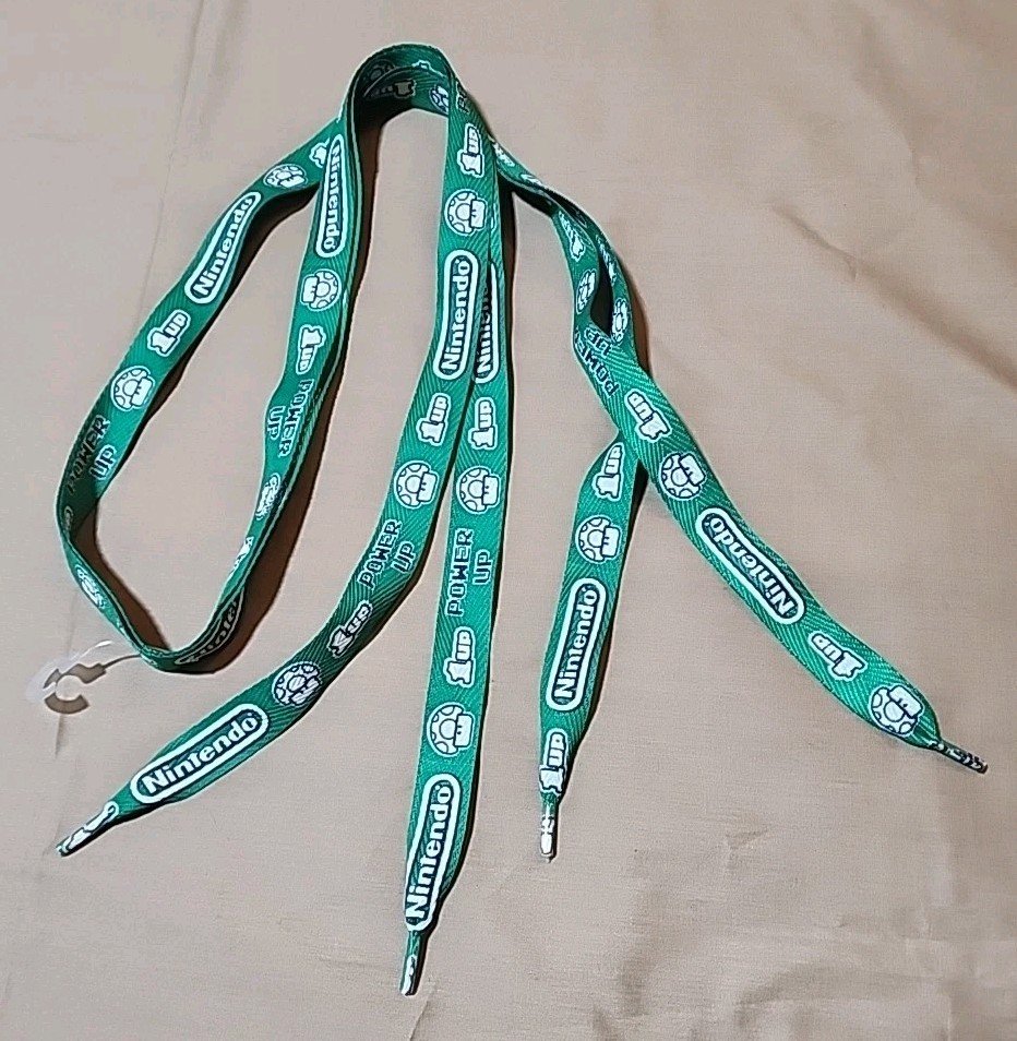 Green Super Mario Bros Shoelaces 1 Up Mushroom NEW NWOT Hot Topic Power Up