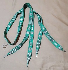 Green Super Mario Bros Shoelaces 1 Up Mushroom NEW NWOT Hot Topic Power Up