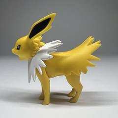 Lot of 2 Pokemon Figures Flareon Jolteon Tomy 2017 Articulated 3″ Eeeveelution