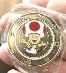 2017 Frankford Wonder Ball Super Mario Series 1 “Toad” Coin *SEALED*