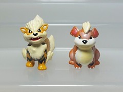 Arcanine Growlithe Pokemon Monster Collection Figure Set Tomy Japan H03 1.8in