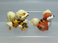Arcanine Growlithe Pokemon Monster Collection Figure Set Tomy Japan G09 1.8in