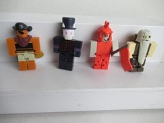 4 Great Roblox Figures with Accessories No Codes