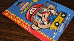 Ex rare SEALED 1993 Nintendo Super Mario Bros Apollo skateboard toy smb nes gb