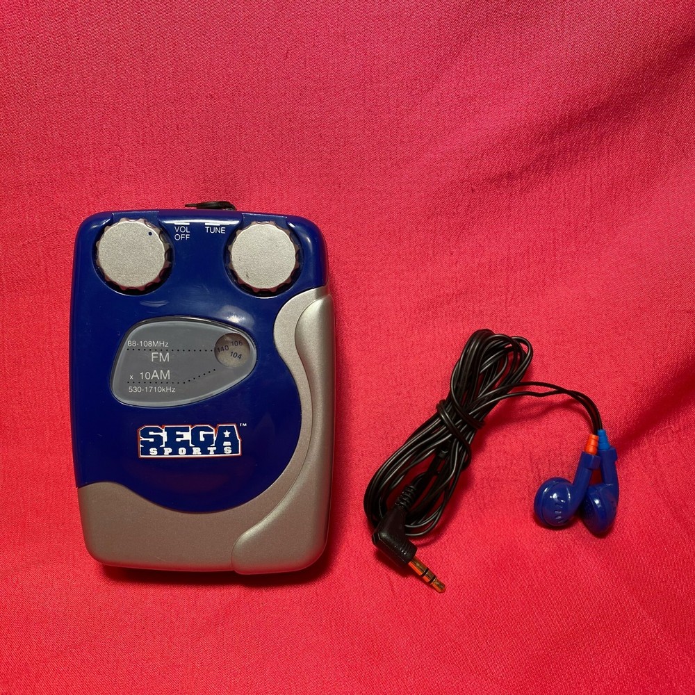 Vintage 1997 Sega Sports Portable AM/FM Radio Tested Works Model SS-11 Spectra