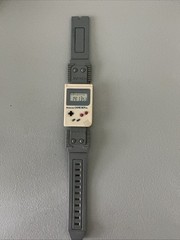 Rare Vintage Nintendo Watch Boy Game Boy Mani 1992 GBE-002 Works New Battery