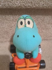 Super Mario Kart Plush 1993 TAKARA NINTENDO Yoshi VERY RARE VTG Japan Prize