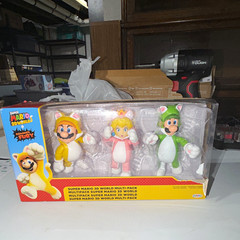 Jakks Super Mario 3D World Multi-Pack Action Figures Mario Luigi Peach Boxed